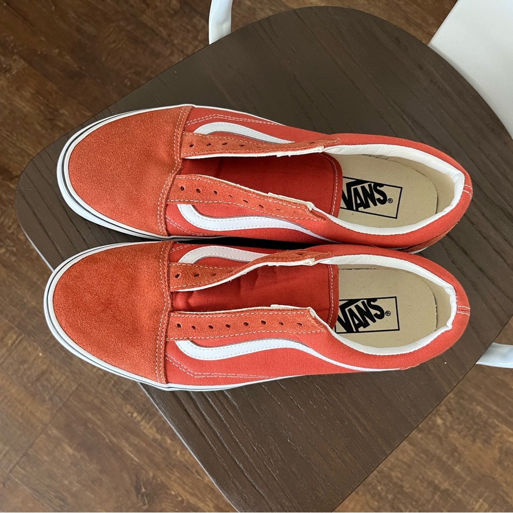 Vans Old Skool Men’s, burnt orange. Worn once, excellent condition, needs laces